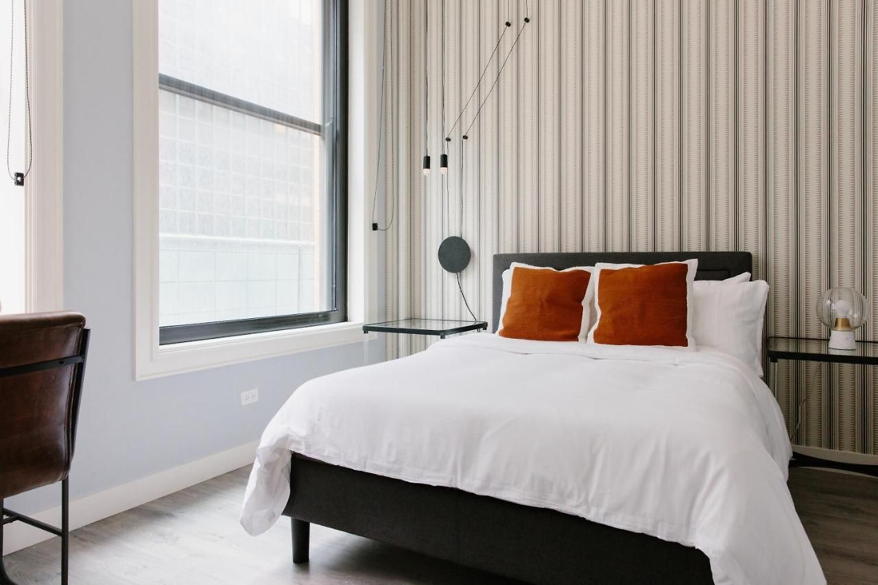 The Plymouth Deluxe Suites By Sonder *