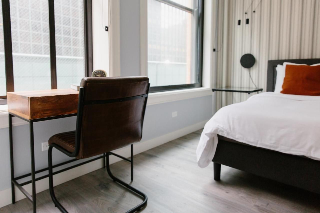 The Plymouth Deluxe Suites By Sonder