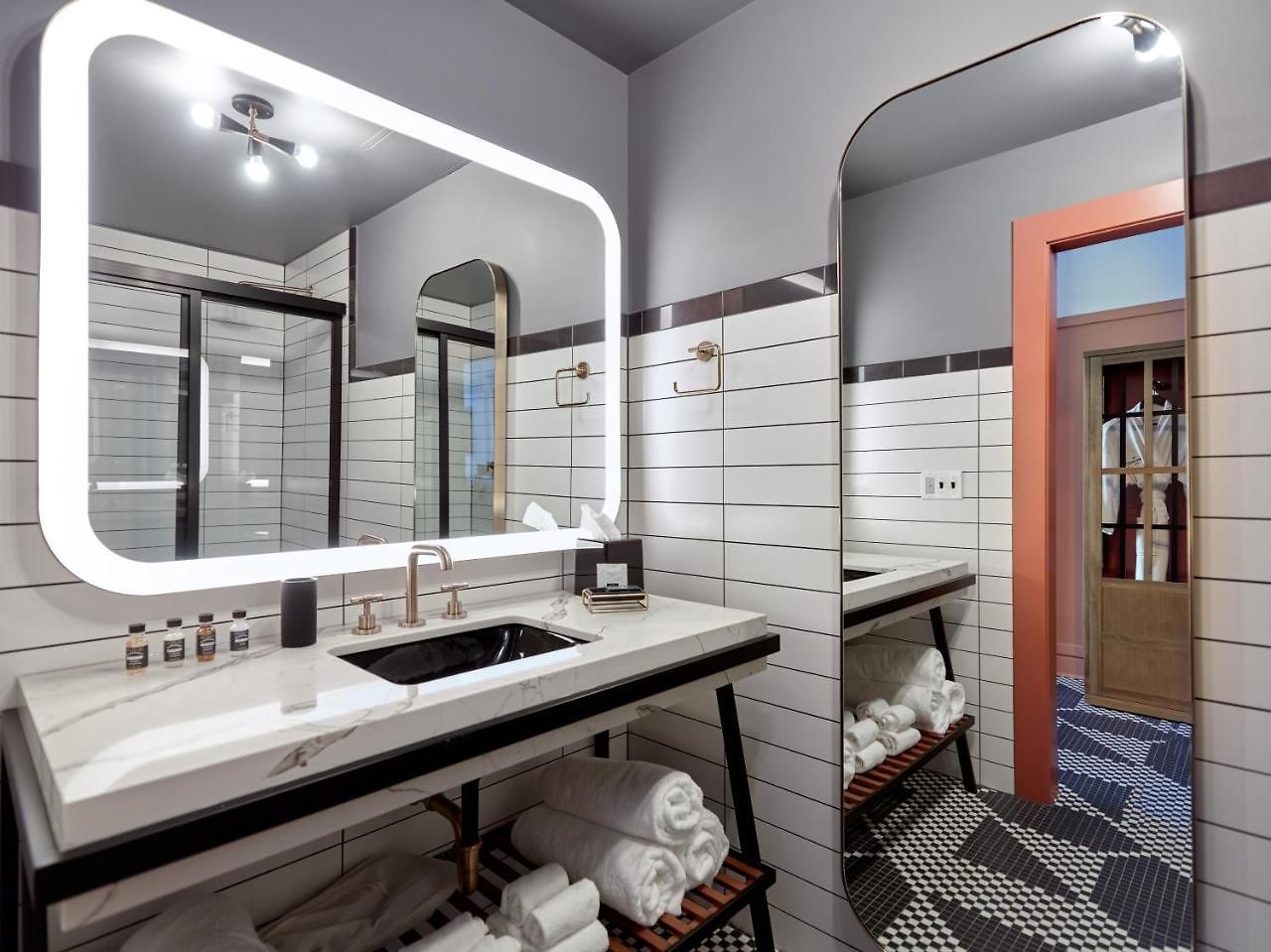 Hotel The Collection Wrigleyville Chicago