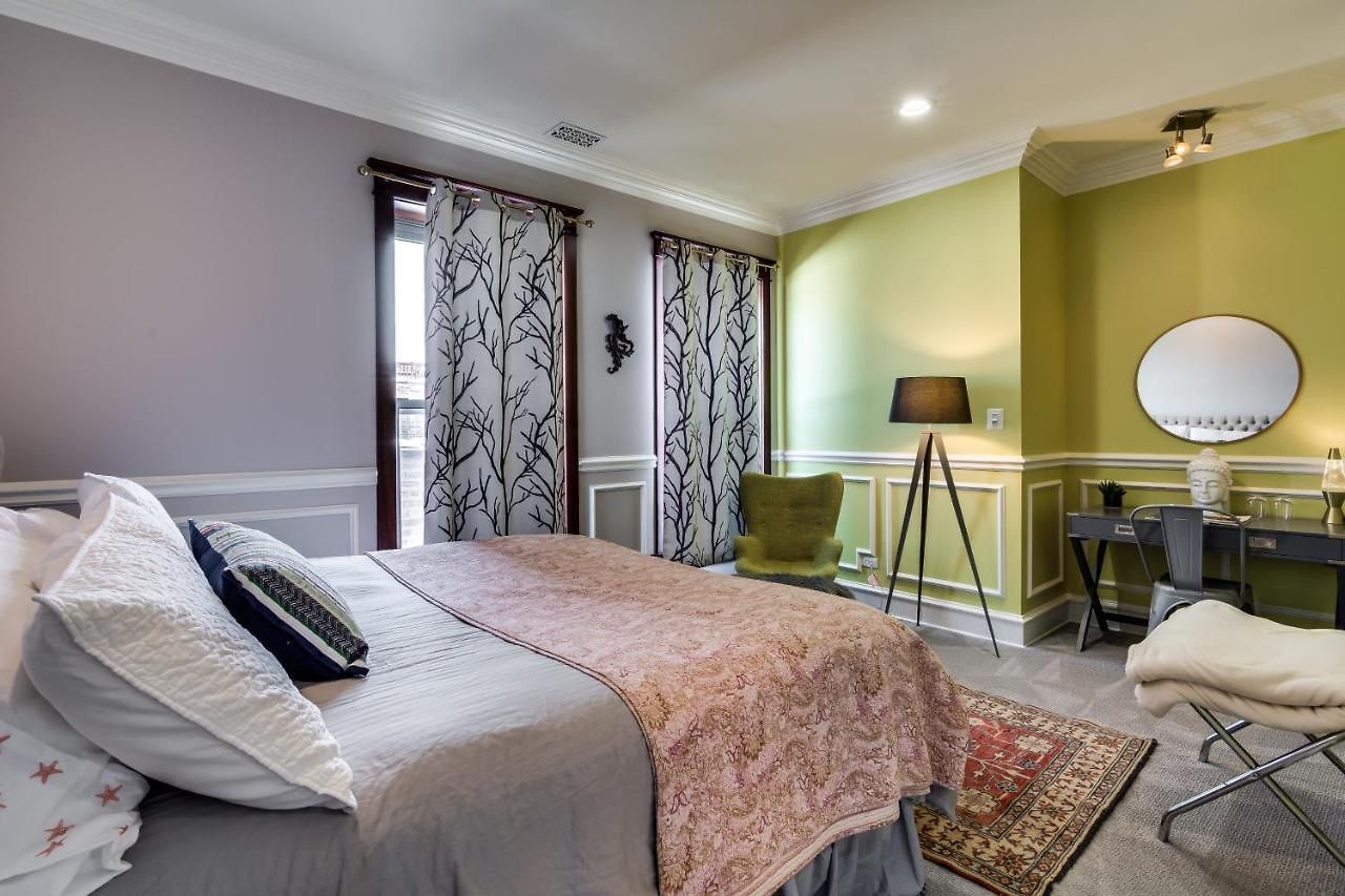 The Golden Arm (adults Only) Inn