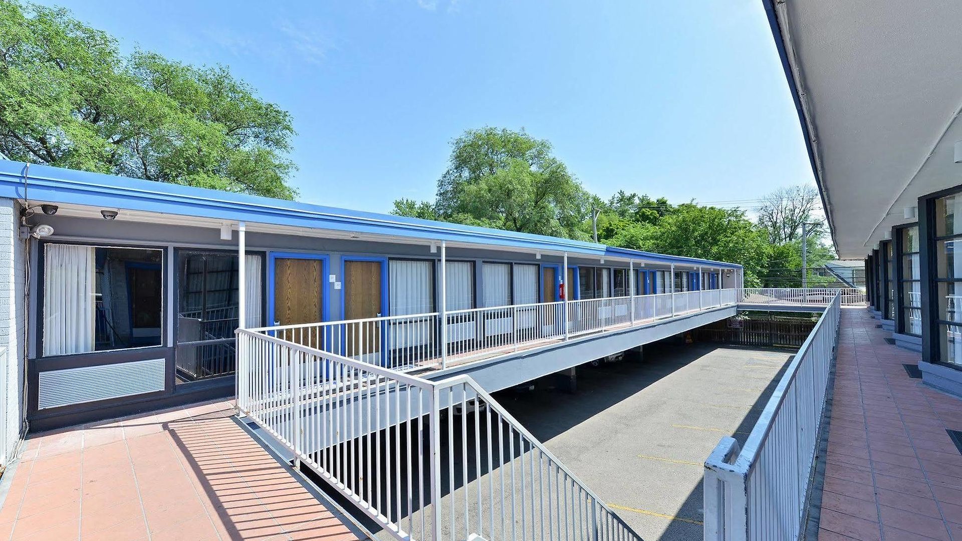 Rodeway North Shore - Lincolnwood Inn