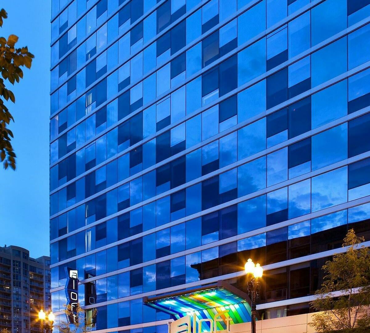 Aloft By Marriott Downtown River North Chicago
