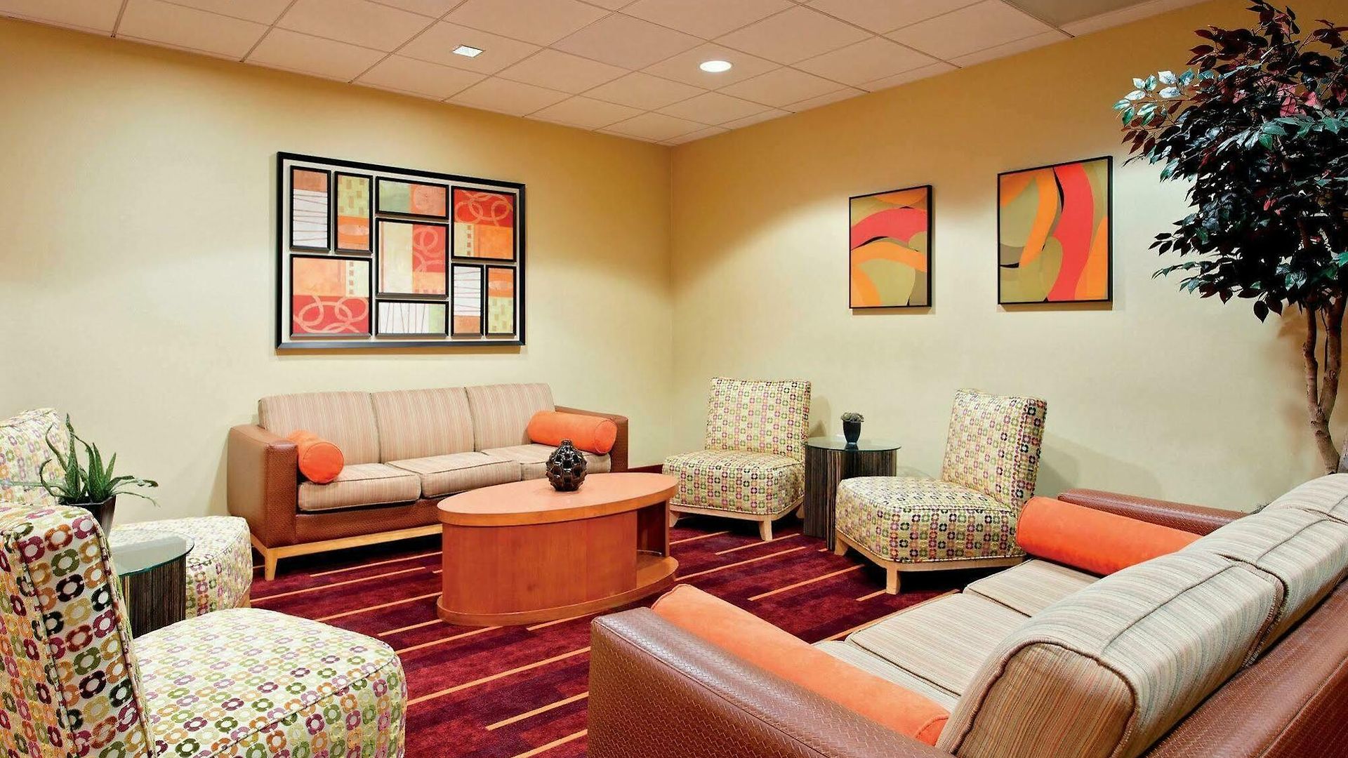 Hotel La Quinta & By Wyndham Downtown