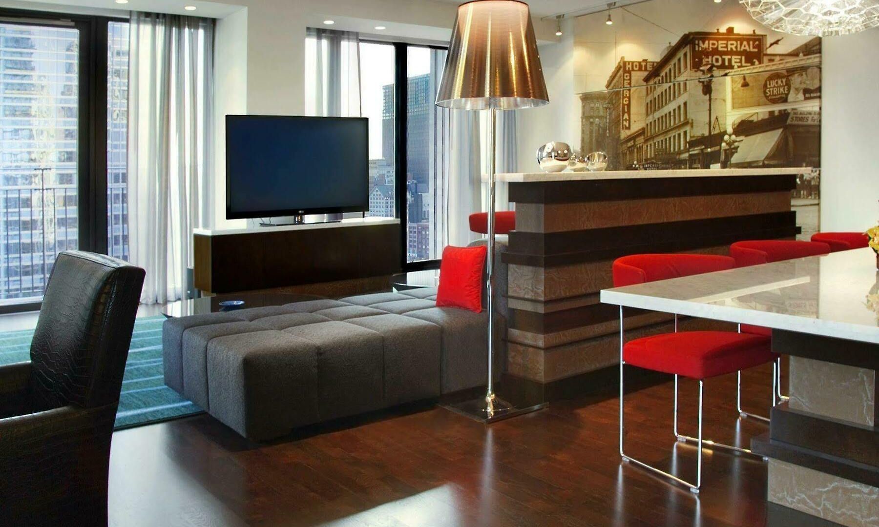Radisson Blu Aqua Hotel, Hotel 4*