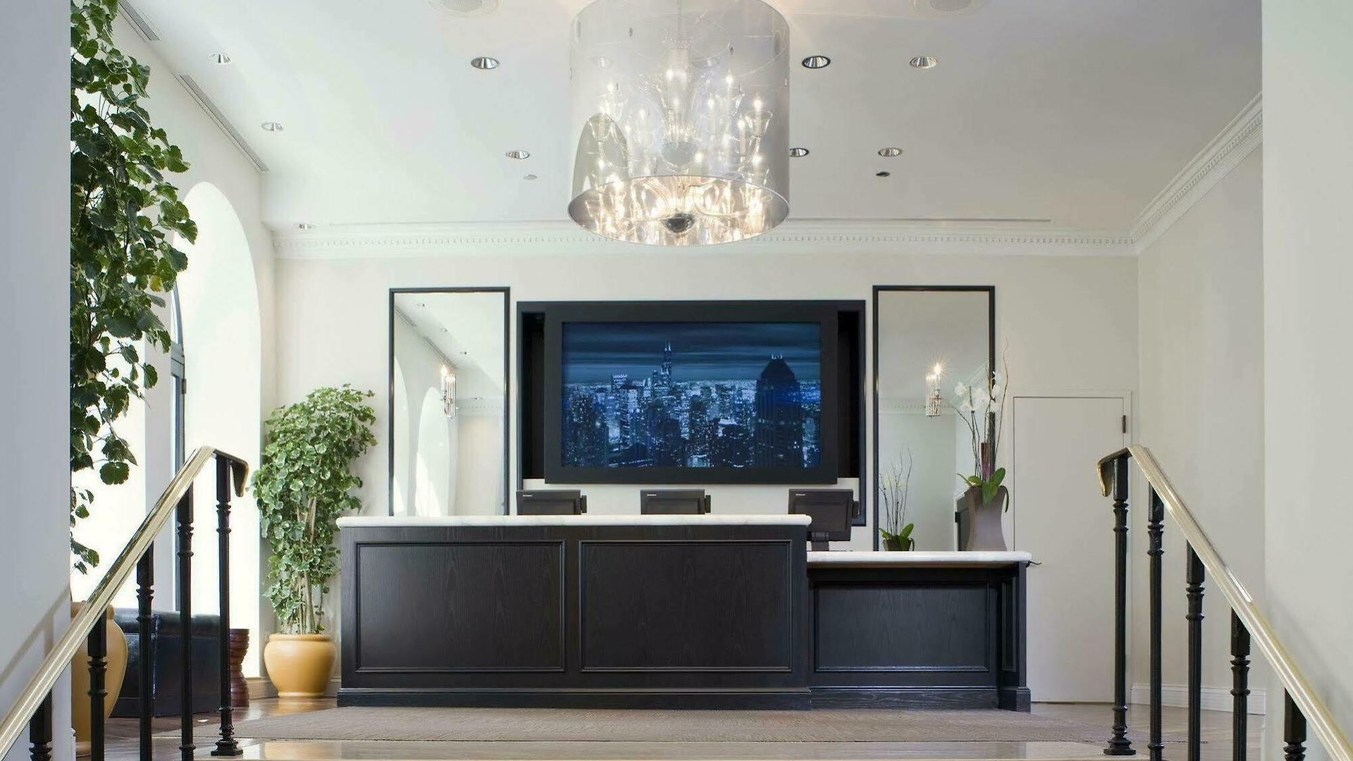 Hotel Express - Magnificent Mile By Ihg Chicago