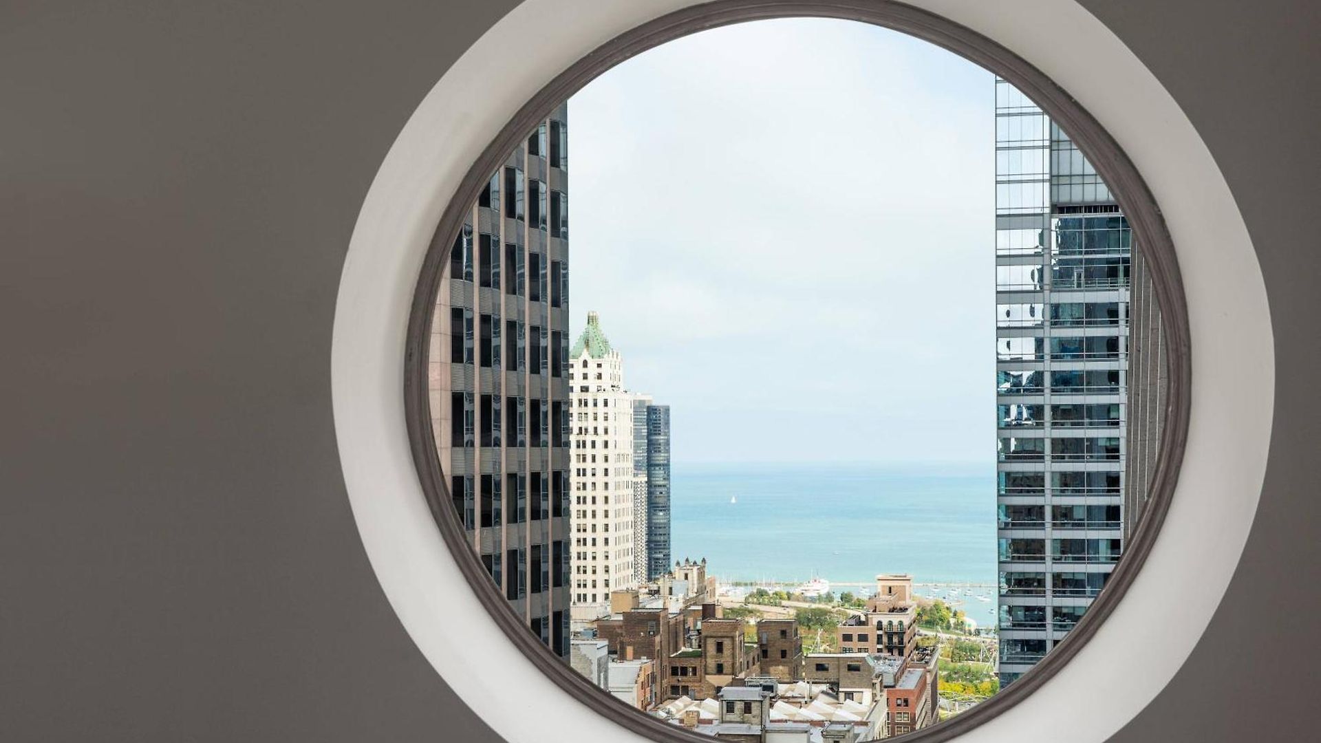 By Marriott Downtown/loop 3* Chicago