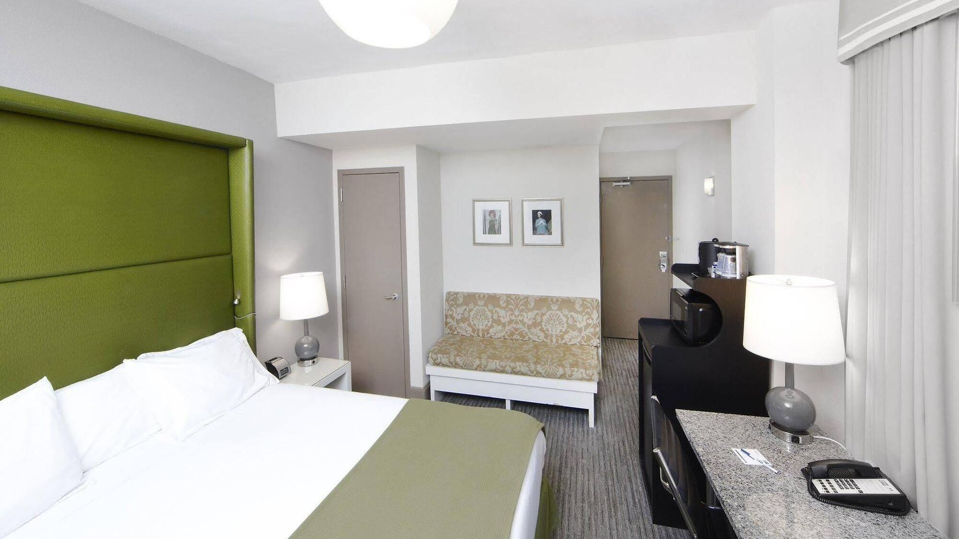 Express - Magnificent Mile By Ihg Hotel Chicago