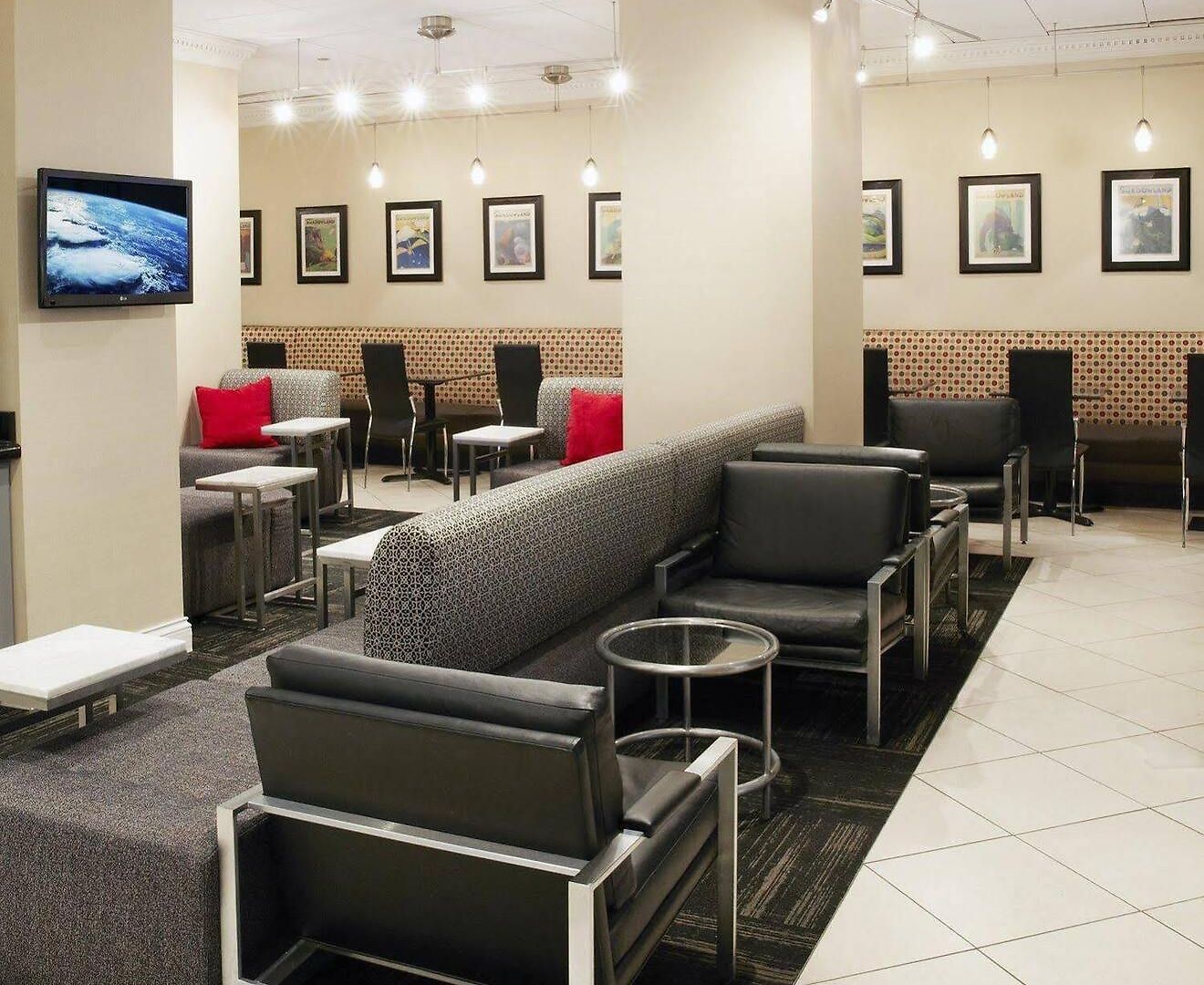 Hotel Express - Magnificent Mile By Ihg Chicago