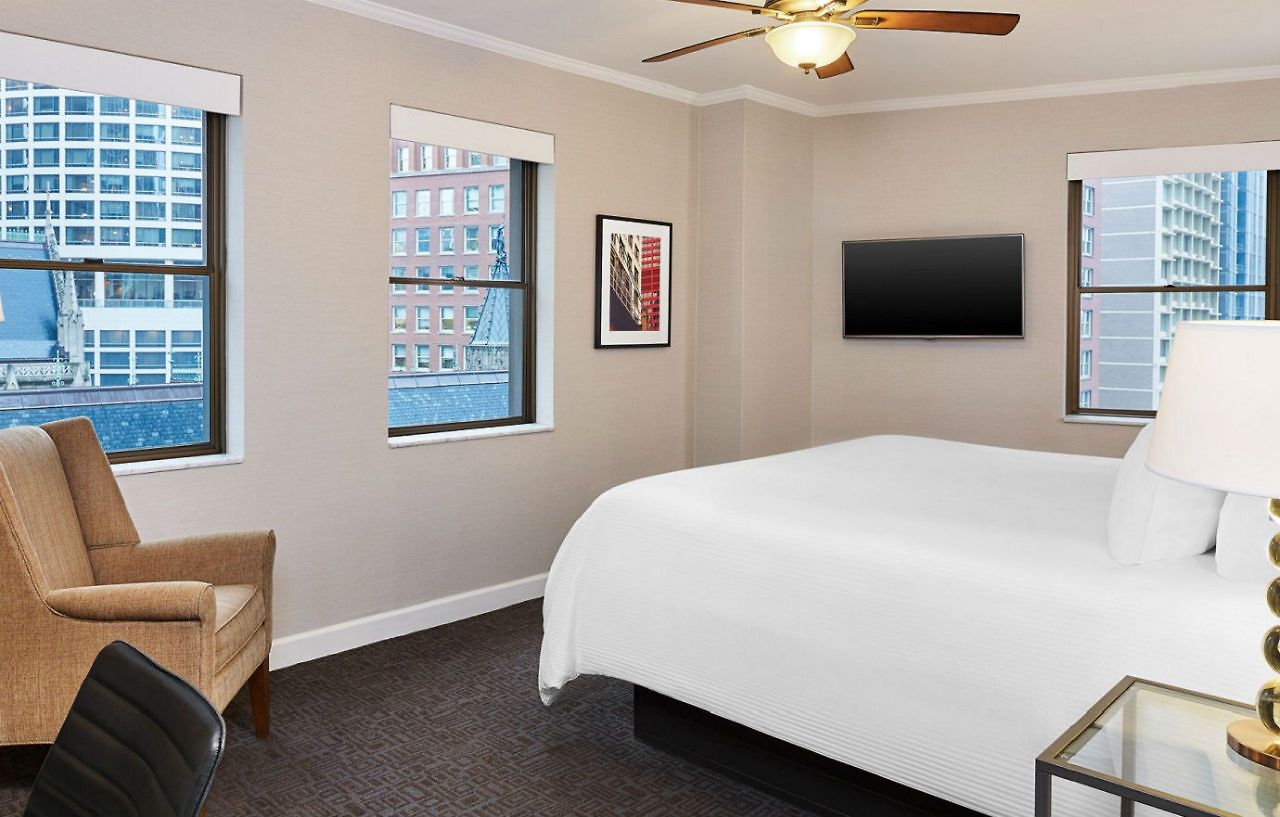Selina Hotel