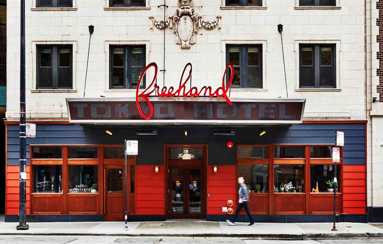 Freehand 4* Chicago