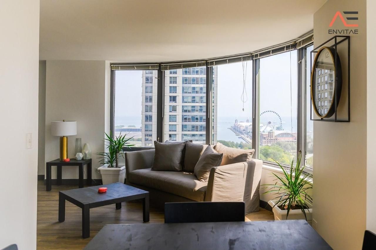 Envitae 2br Vibrant High-rise Penthouse * Chicago
