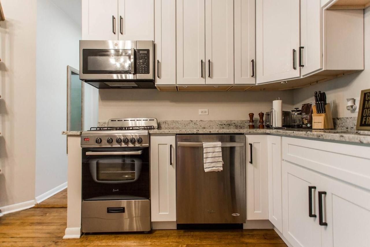 ✪ Cozy 1 Bedroom Close To Downtown ✪ Apartment Chicago