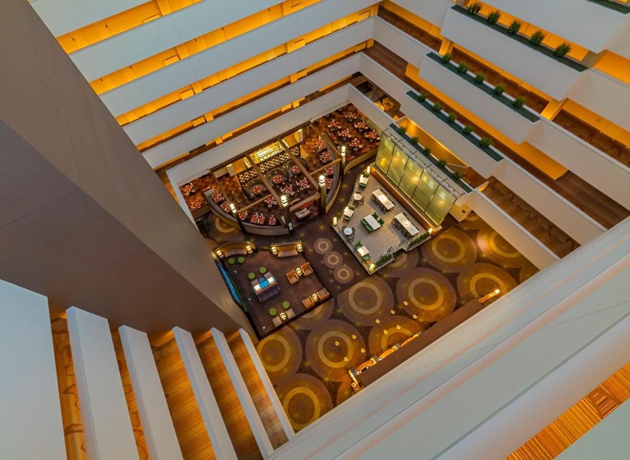 Mart Plaza River North, An Ihg Hotel 4*