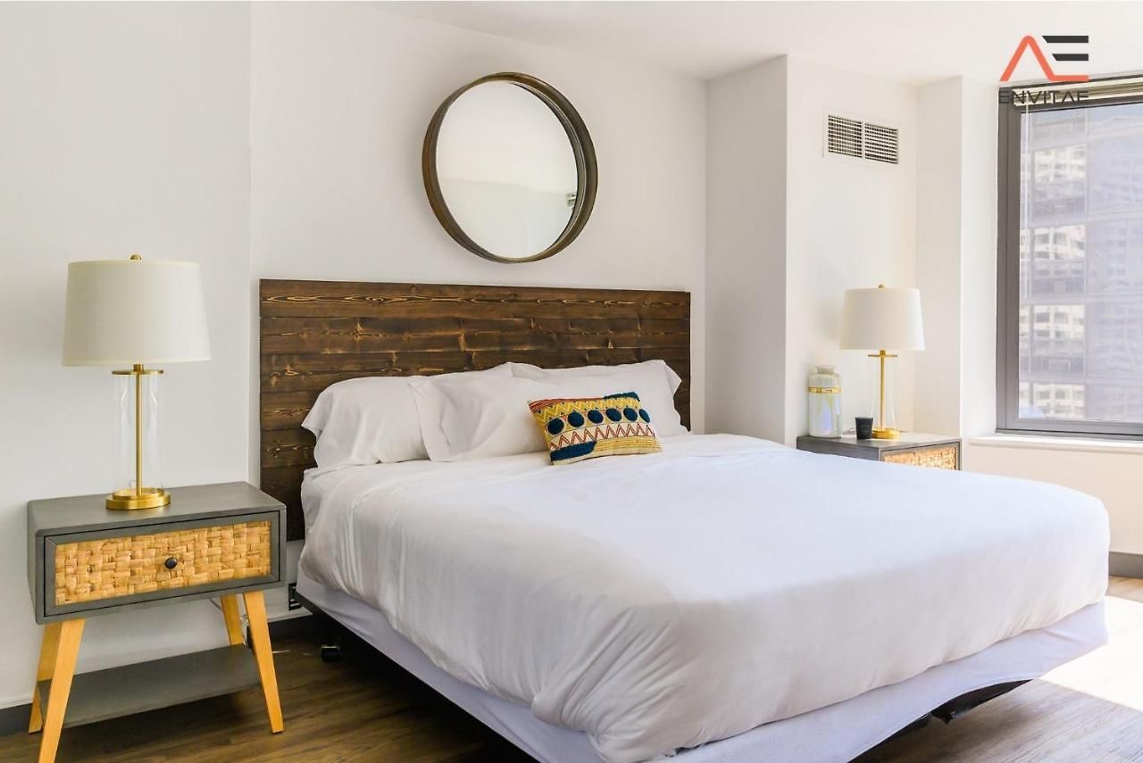 Envitae 2br Vibrant High-rise Penthouse