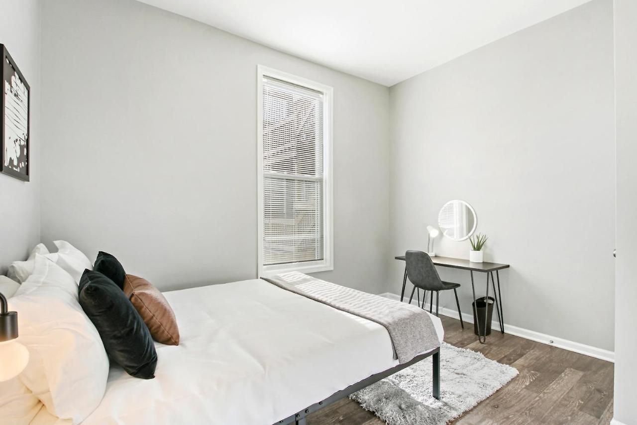 Apartment Trendy & Insta-worthy 2br - Kimball Rep *