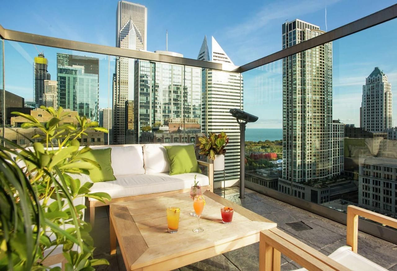 Thewit By Suiteness *