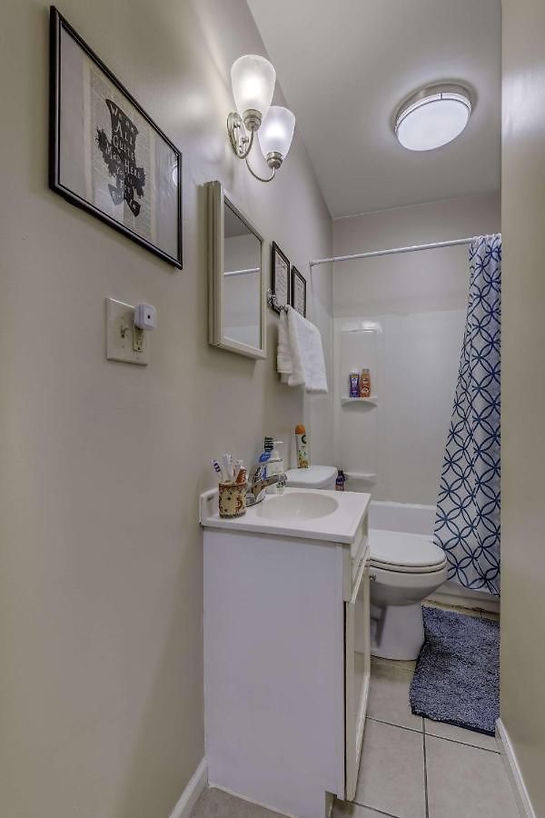 Hostel Male One Bunk Historic Pullman $450 Per Month, Free Wifi Chicago