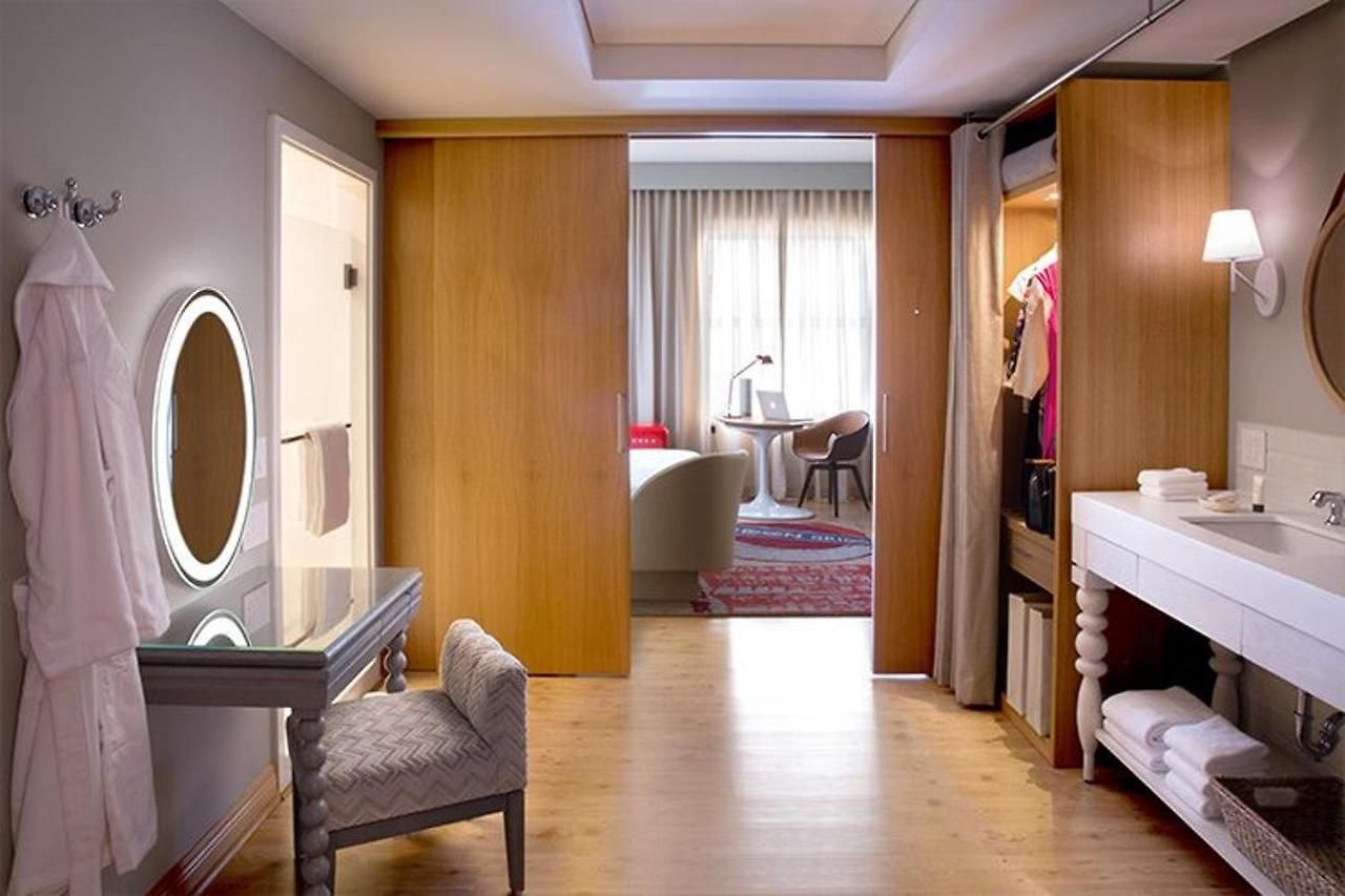 Virgin By Suiteness Hotel Chicago