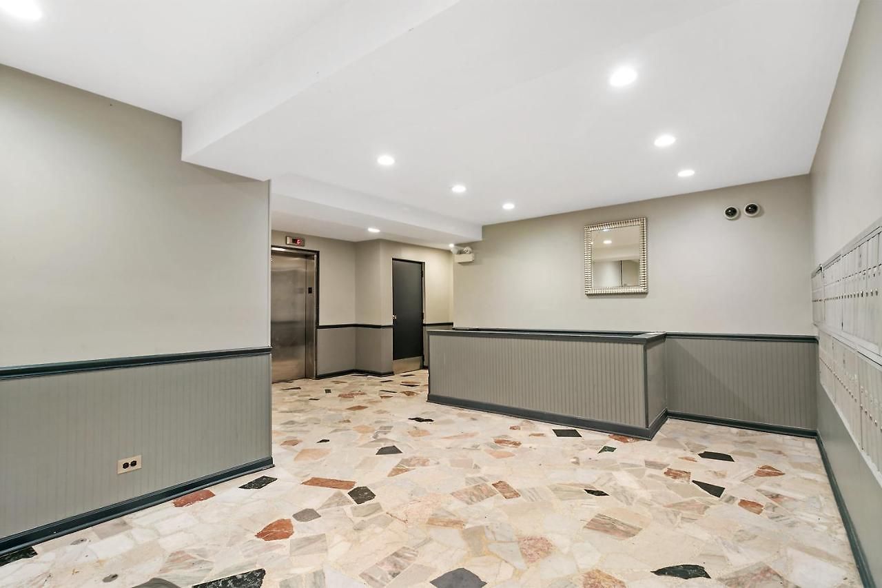Apartment In Close To Boystown - Oakdale 204 Rep