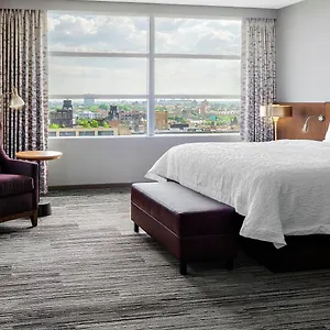 Hilton Garden Inn Chicago McCormick Place