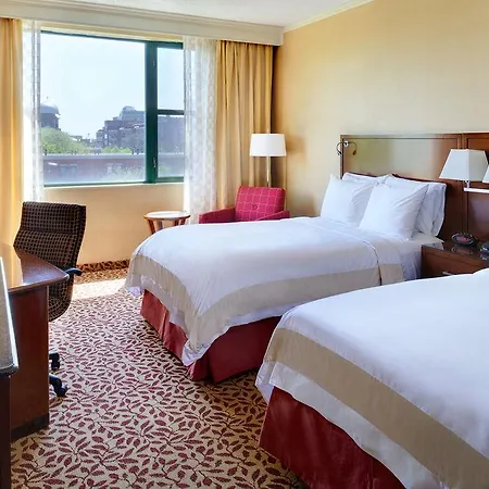 Courtyard By Marriott At Medical District-uic 3* Chicago