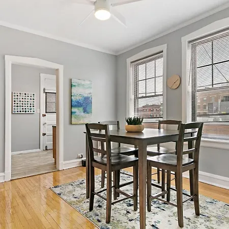 Captivating 1br With Full Kitchen - Belmont I4 Chicago