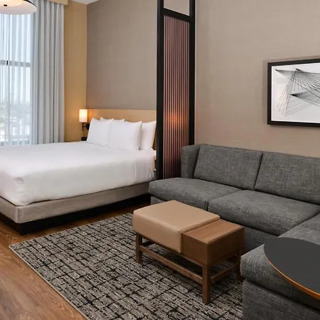 Hyatt Place Wicker Park 3*
