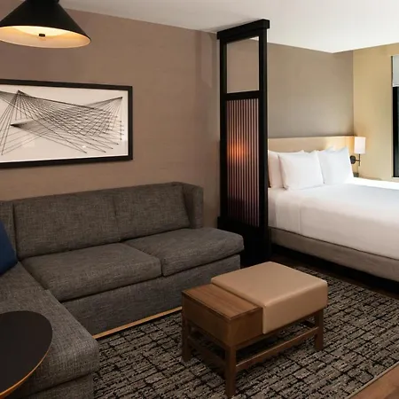 Hyatt Place Wicker Park 3*