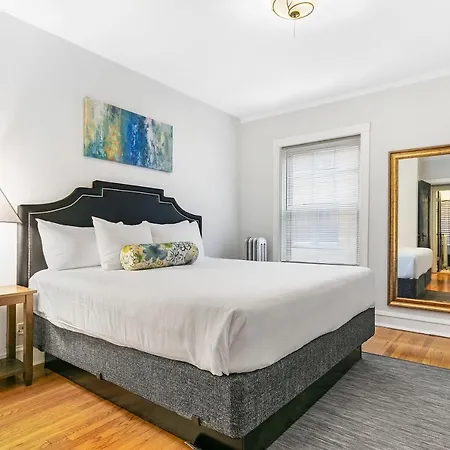 Apartment Conveniently Located 1br - Marshfield E2