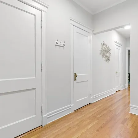 Apartment Indulging 2br In Festive Boystown - Buckingham 1