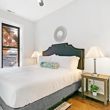 Apartment 3br Perfect Getaway - Newport 2 Chicago