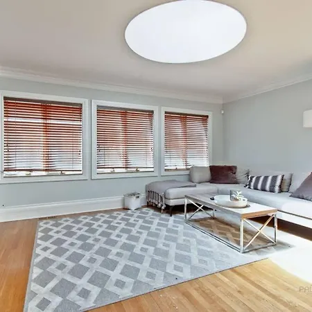 Historic Luxury Townhouse In Downtown Holiday home Chicago