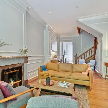 Historic Luxury Townhouse In Downtown