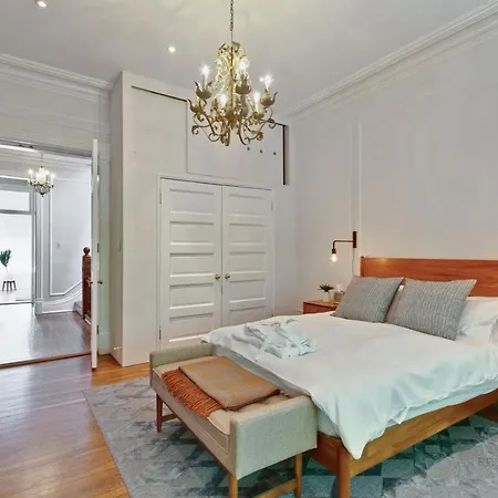 Holiday home Historic Luxury Townhouse In Downtown *