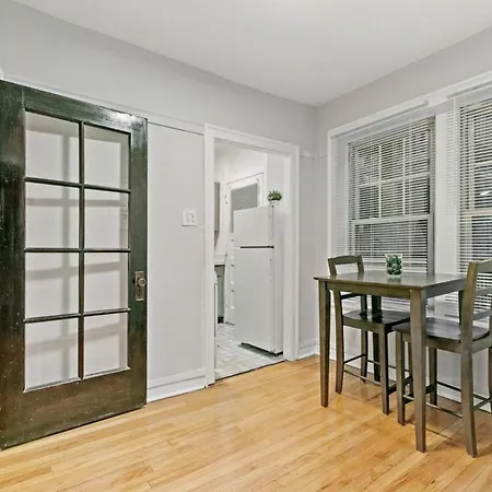 1br Modern Lakeview Close To Dining - Oakdale 2s Apartment Chicago