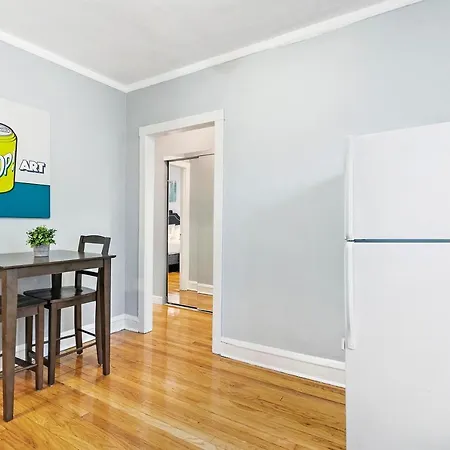 1-bedroom Cozy & Modish - Marshfield W2 Rep * Chicago
