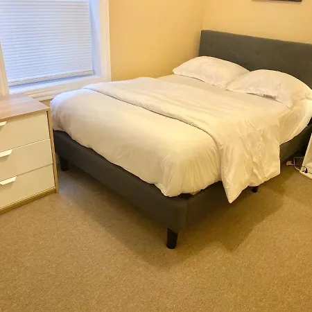 Entire Modern 2 Bedroom Apartment