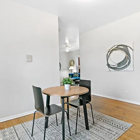 Apartment 1br In Rogers Park With King Bed - Lunt 2e Chicago