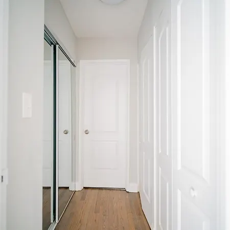 Apartment Comfy And Complete Near Boystown - Oakdale 317 Rep