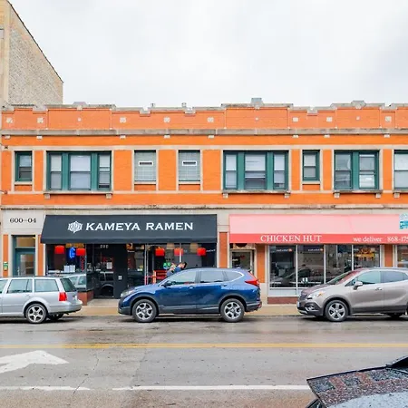 Comfy And Complete Near Boystown - Oakdale 317 Rep Apartment *