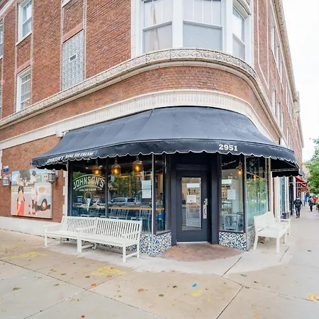 Comfy And Complete Near Boystown - Oakdale 317 Rep
