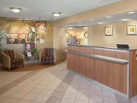 Saint Clair - Magnificent Mile Hotel Chicago