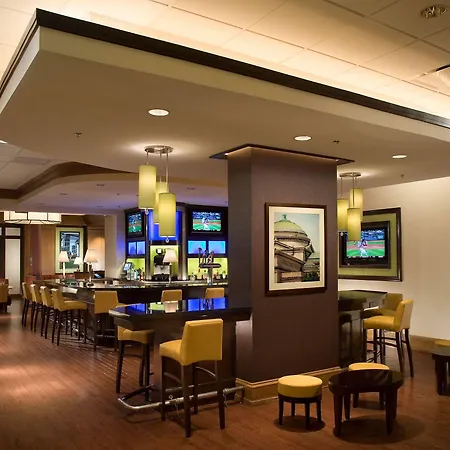 Courtyard By Marriott At Medical District-uic Chicago