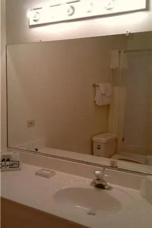 Amber Motel 2*