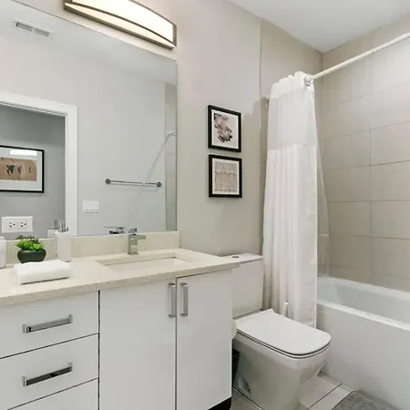2br Trendy Urban - Division 102w 202w 302w Rep Apartment *