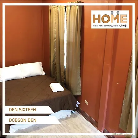 Homestay Dobson Den Chicago