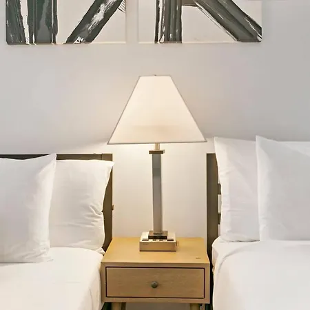 Well-furnished 1br In Popular Spot - Belmont J3