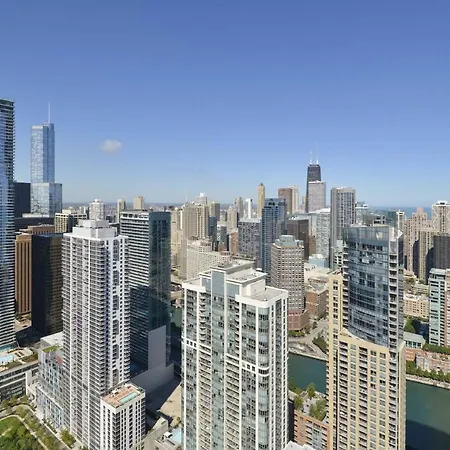 Luxury Downtown Hotel Chicago