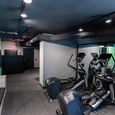21 East - Chic Dt Apts With Rooftop By Zencity Aparthotel *