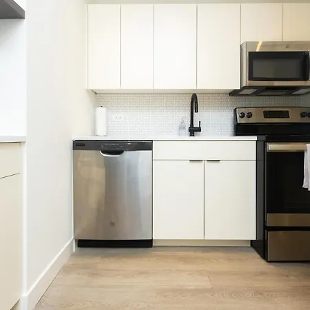 Aparthotel 21 East - Chic Dt Apts With Rooftop By Zencity Chicago